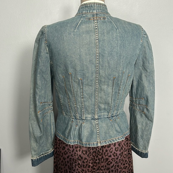 Marc Jacobs Fitted Washed Look Jean Jacket size 12- gently used - Picture 10 of 17